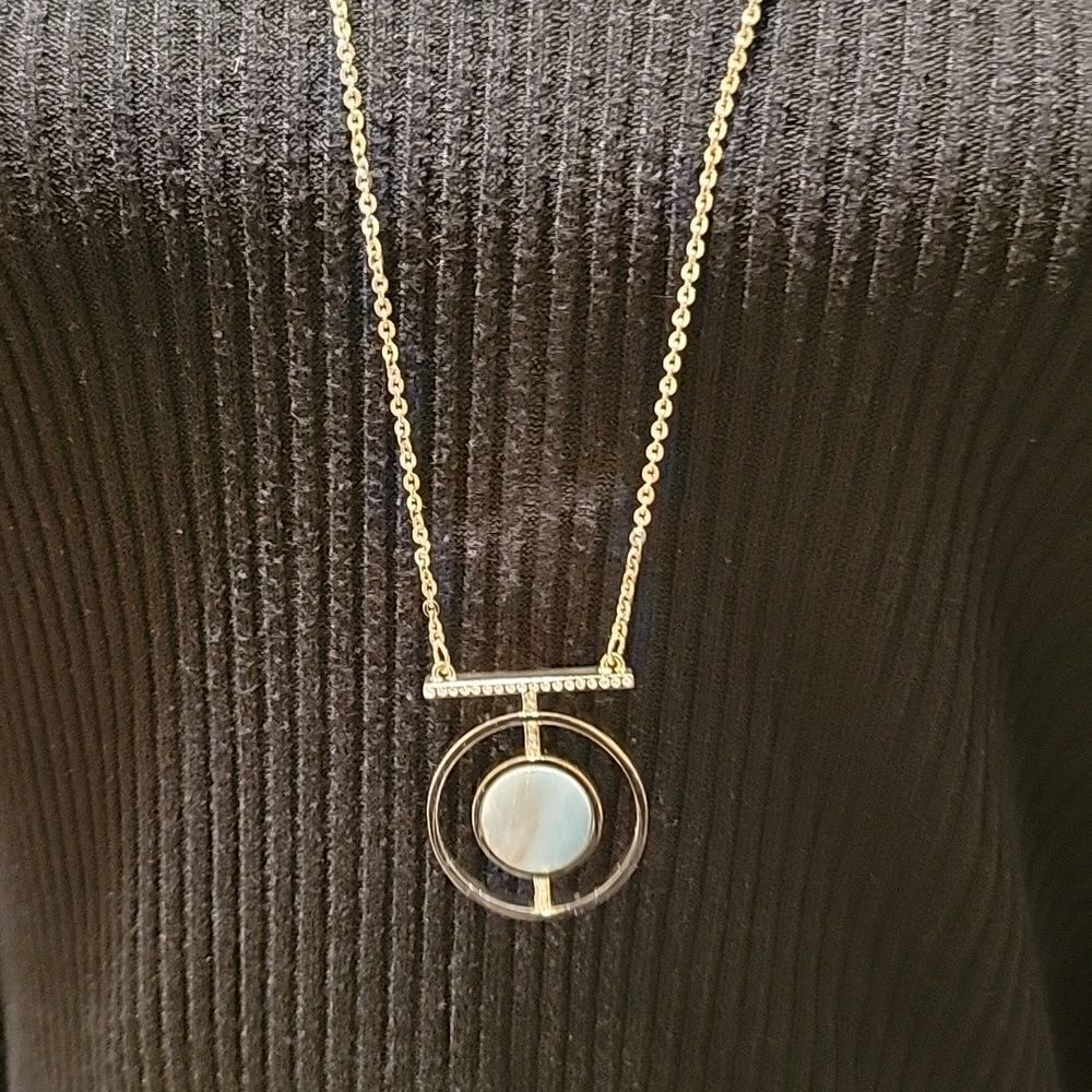 NWOT Express necklace  